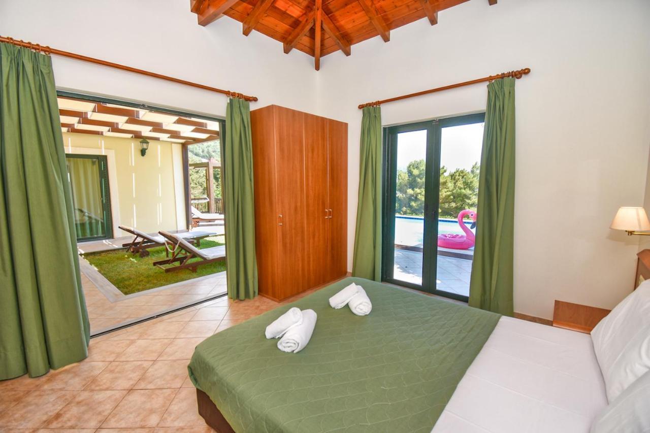 Corfu Resorts Villas Pelekas Bagian luar foto