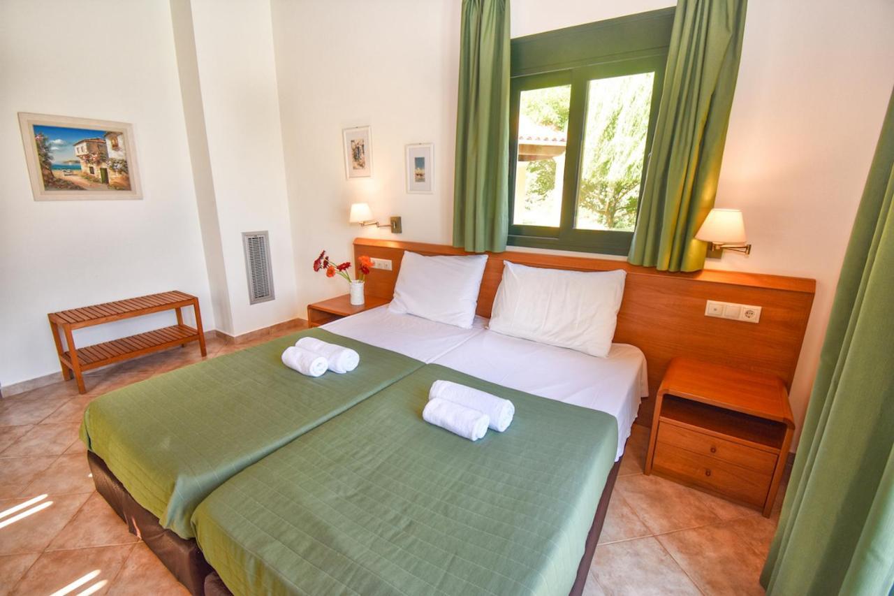 Corfu Resorts Villas Pelekas Bagian luar foto