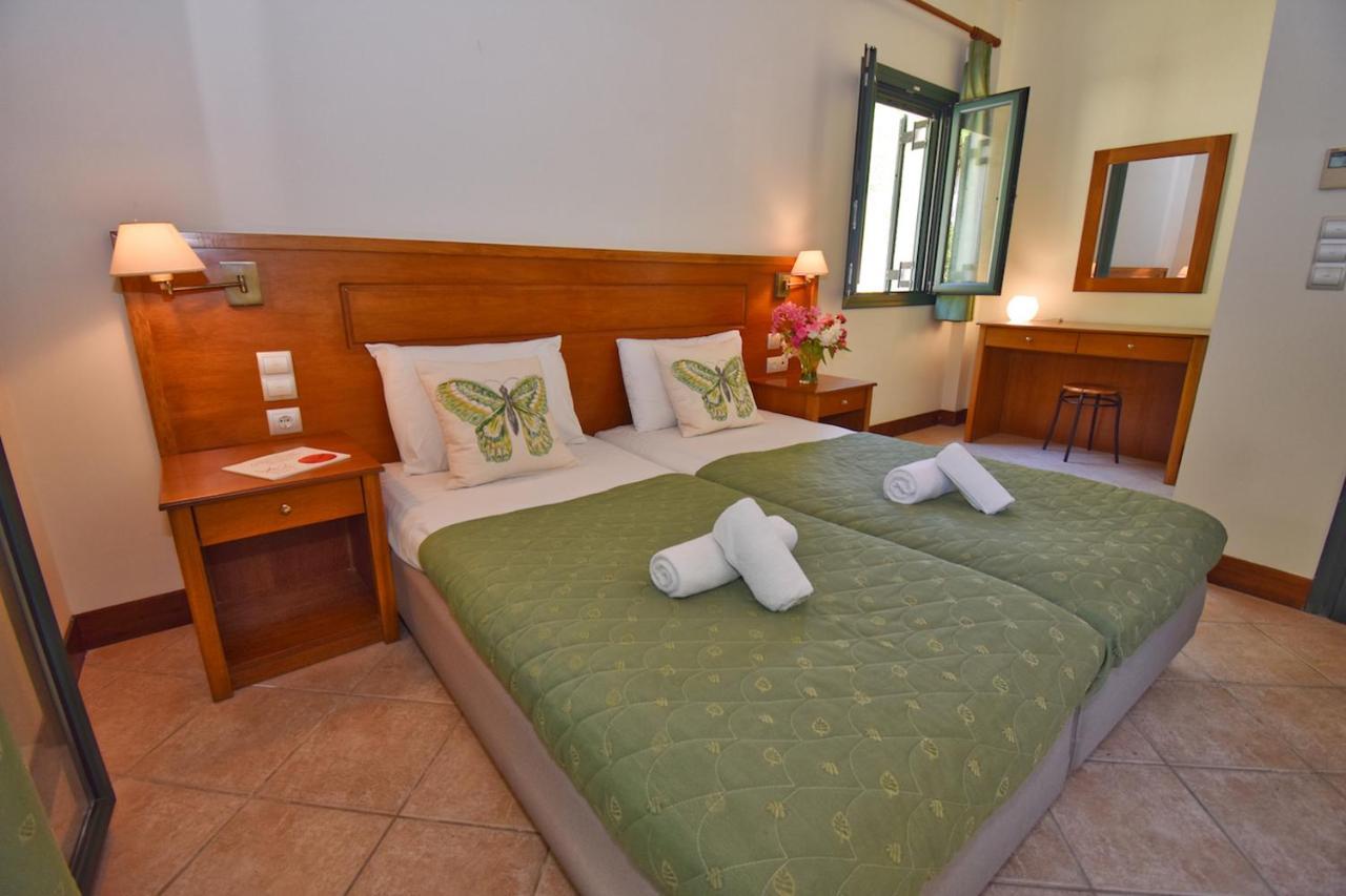 Corfu Resorts Villas Pelekas Bagian luar foto