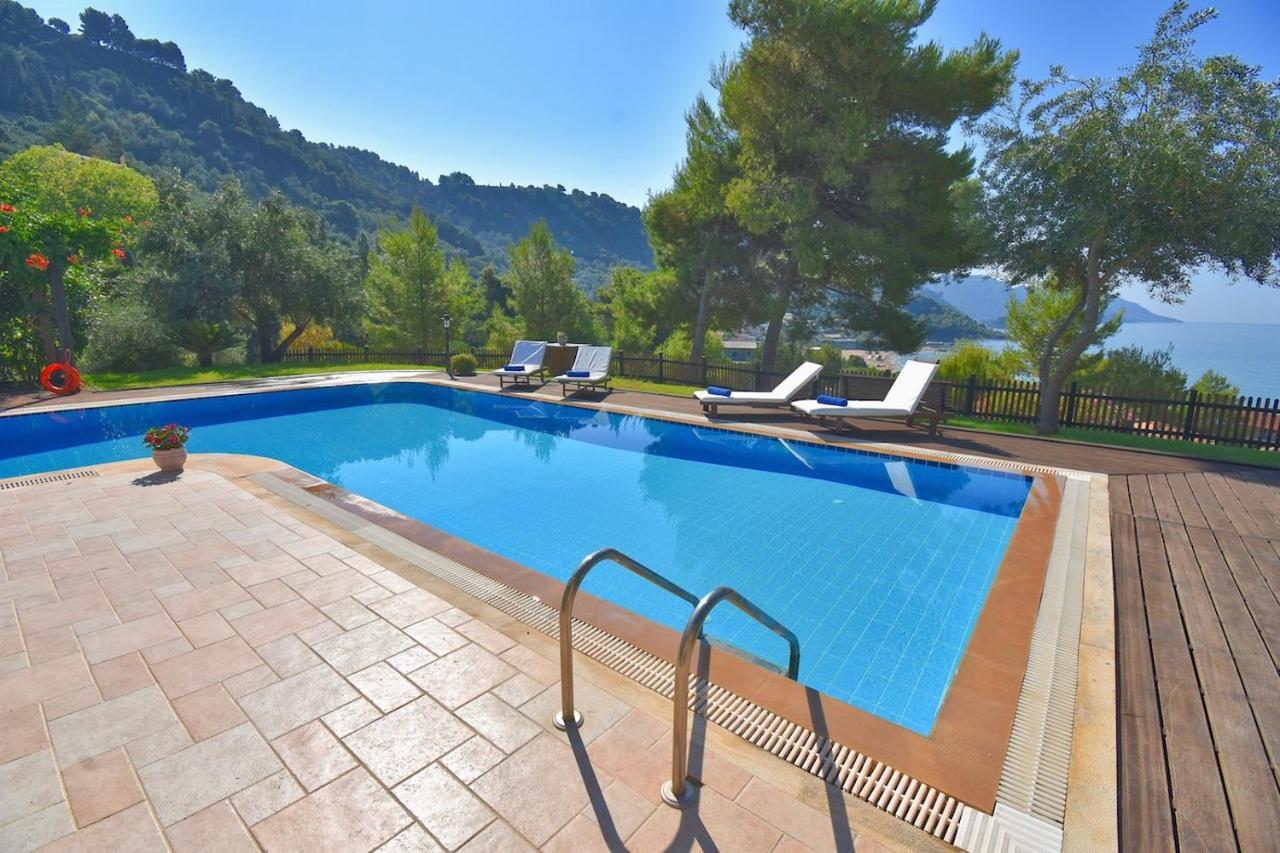 Corfu Resorts Villas Pelekas Bagian luar foto