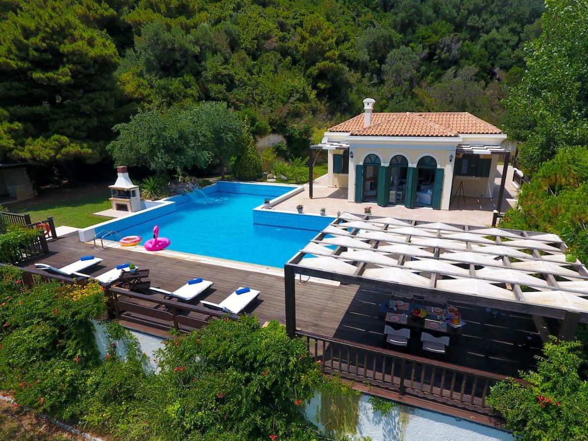 Corfu Resorts Villas Pelekas Bagian luar foto
