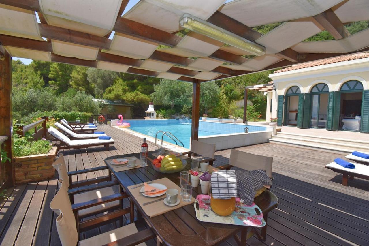 Corfu Resorts Villas Pelekas Bagian luar foto