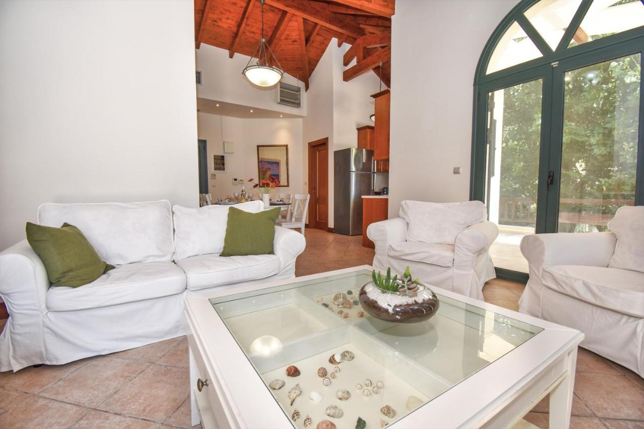Corfu Resorts Villas Pelekas Bagian luar foto